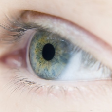 Cirugía del ojo con rayos láser