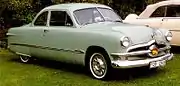 Ford 1950 custom de lujo