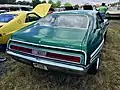 AMC Javelin de 1971 con guardabarros acampanados