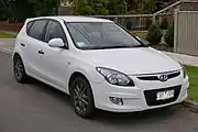 Elantra GT (pre-facelift) vista delantera