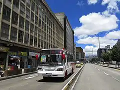 La Décima entre la Avenida Jiménez y la calle 15