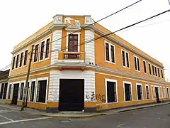 Esquina con el jirón Chancay
