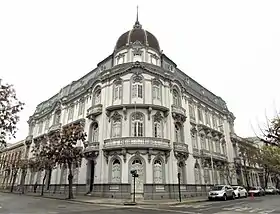 Palacio Larraín-Mercheño (Santiago, 1913)