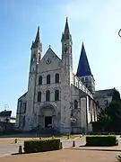 Vista oeste del portal