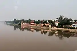Lado del río Yamuna.