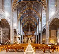 La nave y el órgano de la catedral. de Albi.