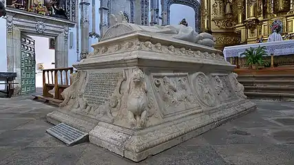 Sepulcro del cardenal Fonseca, de Diego de Siloé.
