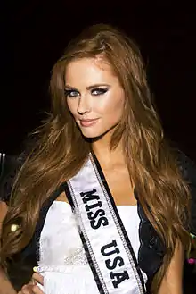 Miss EE. UU. 2011 Alyssa Campanella, quien compitió como Miss California USA