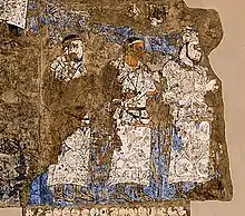 Embajadores de Chaganian (figura central, inscripción del cuello), y Chach (actual Tashkent) ante el rey Varkhuman de Samarcanda. 648-651 CE, murales de Afrasiyab, Samarcanda.