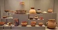 Cerámica griega antigua del Neolítico Antiguo y Medio 6500-5300 a.C. Museo Arqueológico Nacional de Atenas, Atenas.