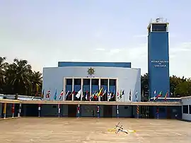 Aula_Magna_UMC_con_banderas