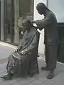 Esculturas de bronce del antiguo Pekín - barberos callejeros