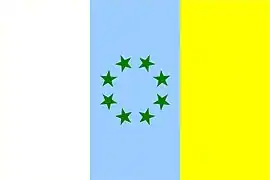 Bandera tricolor con ocho estrellas verdes.