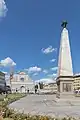 Vista de la plaza de Santa Maria Novella, con la fachada de la basílica al fondo.