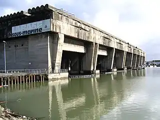 Base submarina