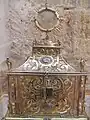 Arqueta eucarística, plata labrada, del siglo XVII