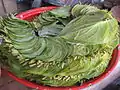 Hojas de betel en un mercado en Mandalay, Birmania.