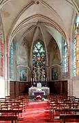 Capilla a la Virgen María y su altar.