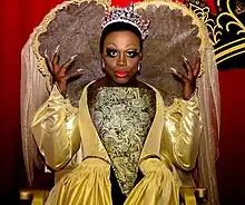 Temporada 8: Bob The Drag Queen