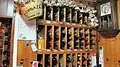 Bodega del asador, con vinos de D.O. Ribera del Duero.
