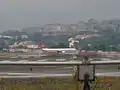 Boeing 767 Meridiana Fly, pista 06.