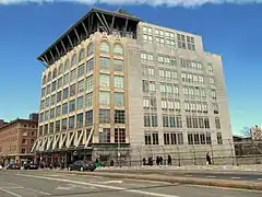 El edificio en 2017