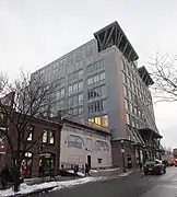 El edificio en 2016