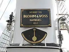 Placa del buque 515 construido por "Blohm & Voss". NRP Sagres.