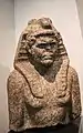 Busto del emperador romano Caracalla, llevando el tocado faraónico