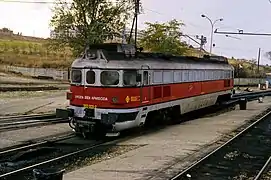 Locomotora de la serie 353.