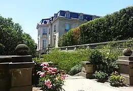 Terraza del jardín de rosas, 2013