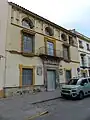 Casa de las Columnas, en el lado que da a la calle Betis