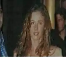 Cecilia cubas en un evento corporativo en su empresa 4p para recolectar fondos de donaciones para el Teletón en junio de 16 del año 2003 en Asunción, Paraguay