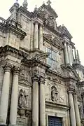 Detalle de la fachada