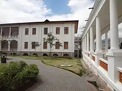 Uno de los pabellones donde se encuentran las colecciones de época republicana.