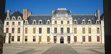 Château de los duques de la Trémoïlle en  Thouars (desde 1638)
