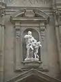 Escultura en la fachada de Santi Michele e Gaetano de Florencia