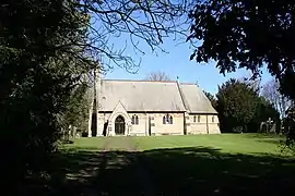 Iglesia de la Santísima Ascension (1867), Melton Ross, Lincolnshire, en piedra con un bellcote y un amplio ábside del presbiterio