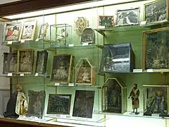 Vitrina de ceras vestidas de Nancy