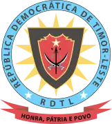 Primera versión del escudo de armas de Timor Oriental (2002-2007)