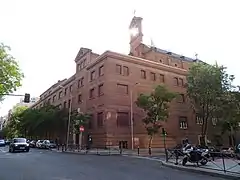 Colegio Sagrado Corazón, en el n.º 62