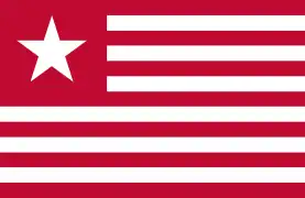 1821  Otra bandera de la Expedición Long, a veces llamada la "Segunda República de Texas". Esta bandera era conocida como la bandera de James Long, que lleva el nombre de James Long. Se agregaron rayas para atraer a los estadounidenses a ayudar a James en su segundo intento de reclamar Texas, aunque solo controlaban Nacogdoches.[cita requerida]