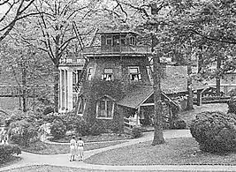 Casa de Kappa Delta Phi Sorority