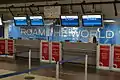 Mostradores en el Aeropuerto Internacional Hosea Kutako en Windhoek, Namibia