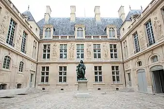 Hôtel Carnavalet (1548-1560), hoy Museo Carnavalet.