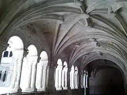 Detalle de la bóveda del claustro de los Obispos.