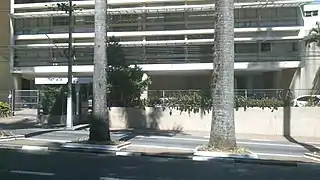 Entrada del edificio.