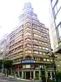 Fachada desde la calle Lepanto