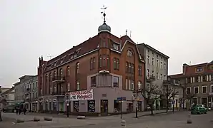 Edificio en la plaza del mercado.