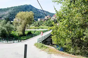 Puente de acceso directo de El Pont a Puebla de Segur.